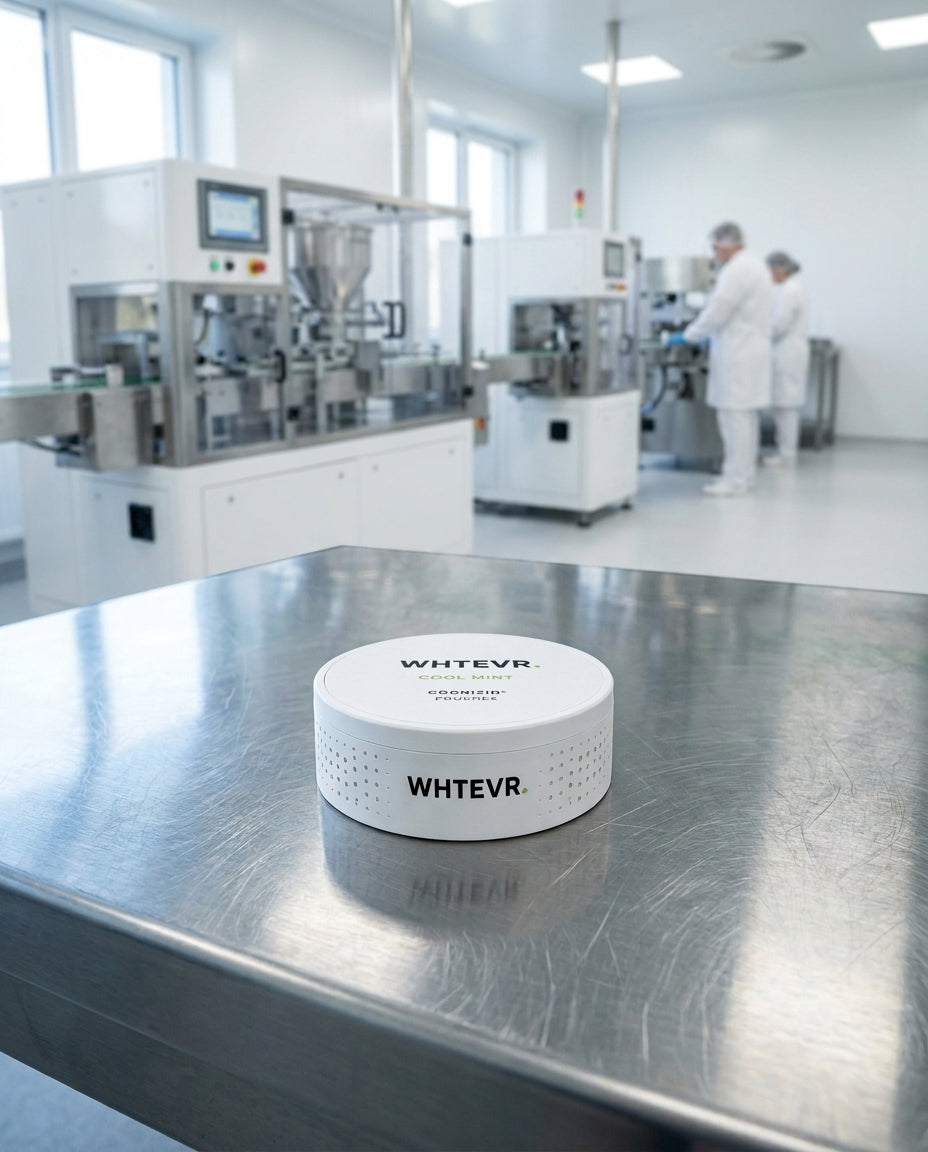 WHTEVR. Cool Mint Dose auf Edelstahl in einer europäischen GMP-Produktion mit Edelstahltanks
